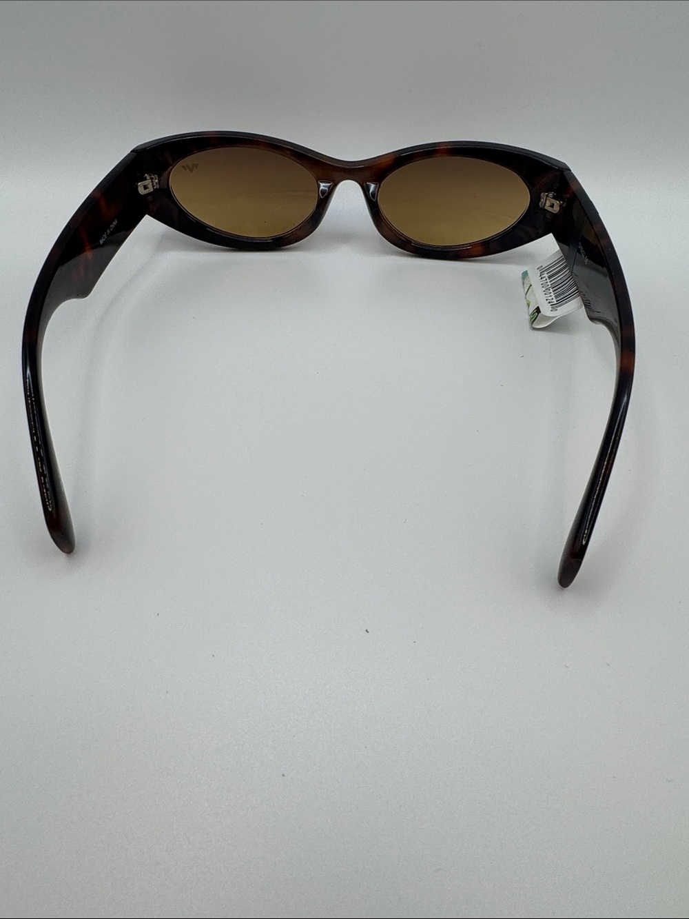 Tortoiseshell Women's Sunglasses - Brown Lenses - Picture 4 of 9